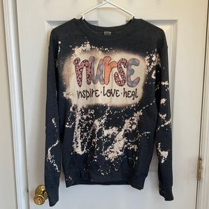 Gildan nurse sweatshirt sz S